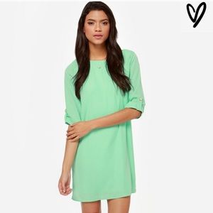 Everly Mint Colored Shift Dress Size M